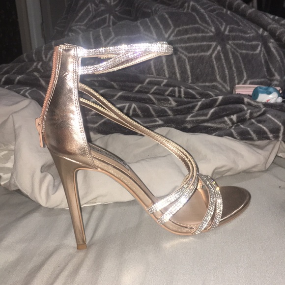 Steve Madden rose gold sparkly heels - Picture 2 of 4